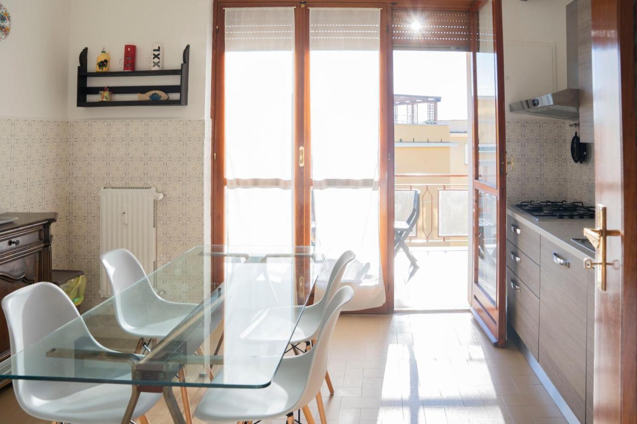 Apartamento 093 - Casa Panorama, Vista Mare E Vista Portofino, 500 Metri Centro Di Chiavari, Posto Auto Gratis Incluso Exterior foto