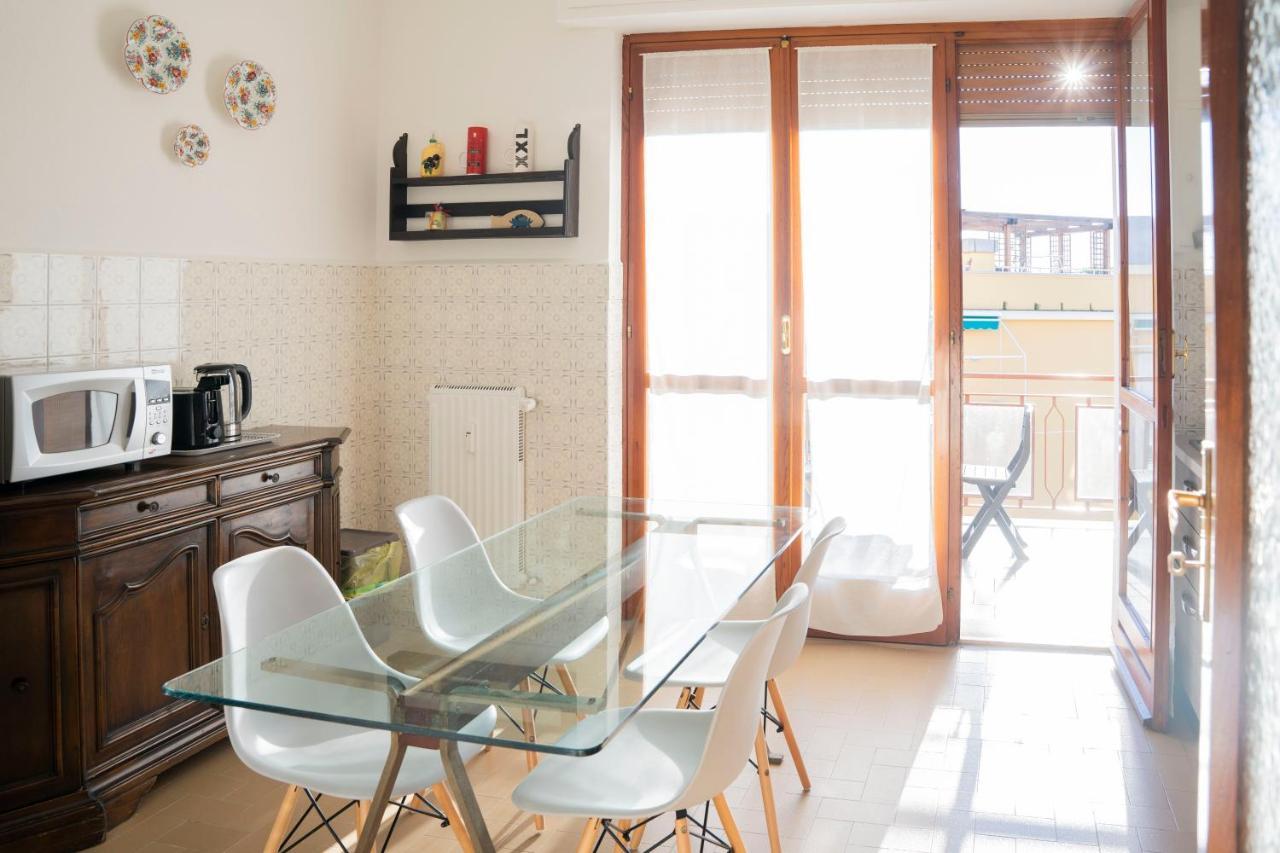 Apartamento 093 - Casa Panorama, Vista Mare E Vista Portofino, 500 Metri Centro Di Chiavari, Posto Auto Gratis Incluso Exterior foto