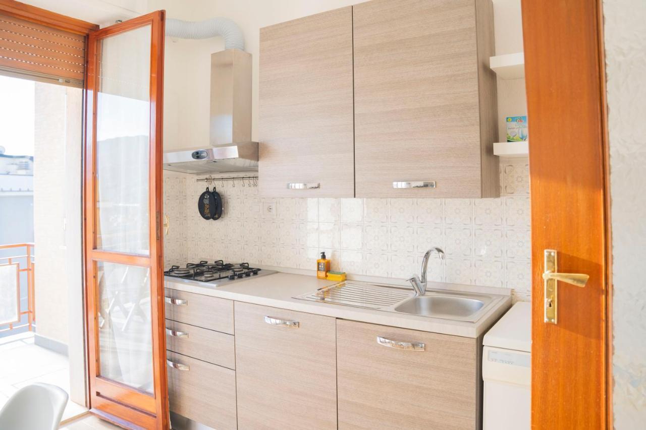 Apartamento 093 - Casa Panorama, Vista Mare E Vista Portofino, 500 Metri Centro Di Chiavari, Posto Auto Gratis Incluso Exterior foto