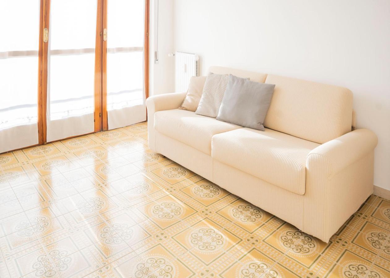 Apartamento 093 - Casa Panorama, Vista Mare E Vista Portofino, 500 Metri Centro Di Chiavari, Posto Auto Gratis Incluso Exterior foto