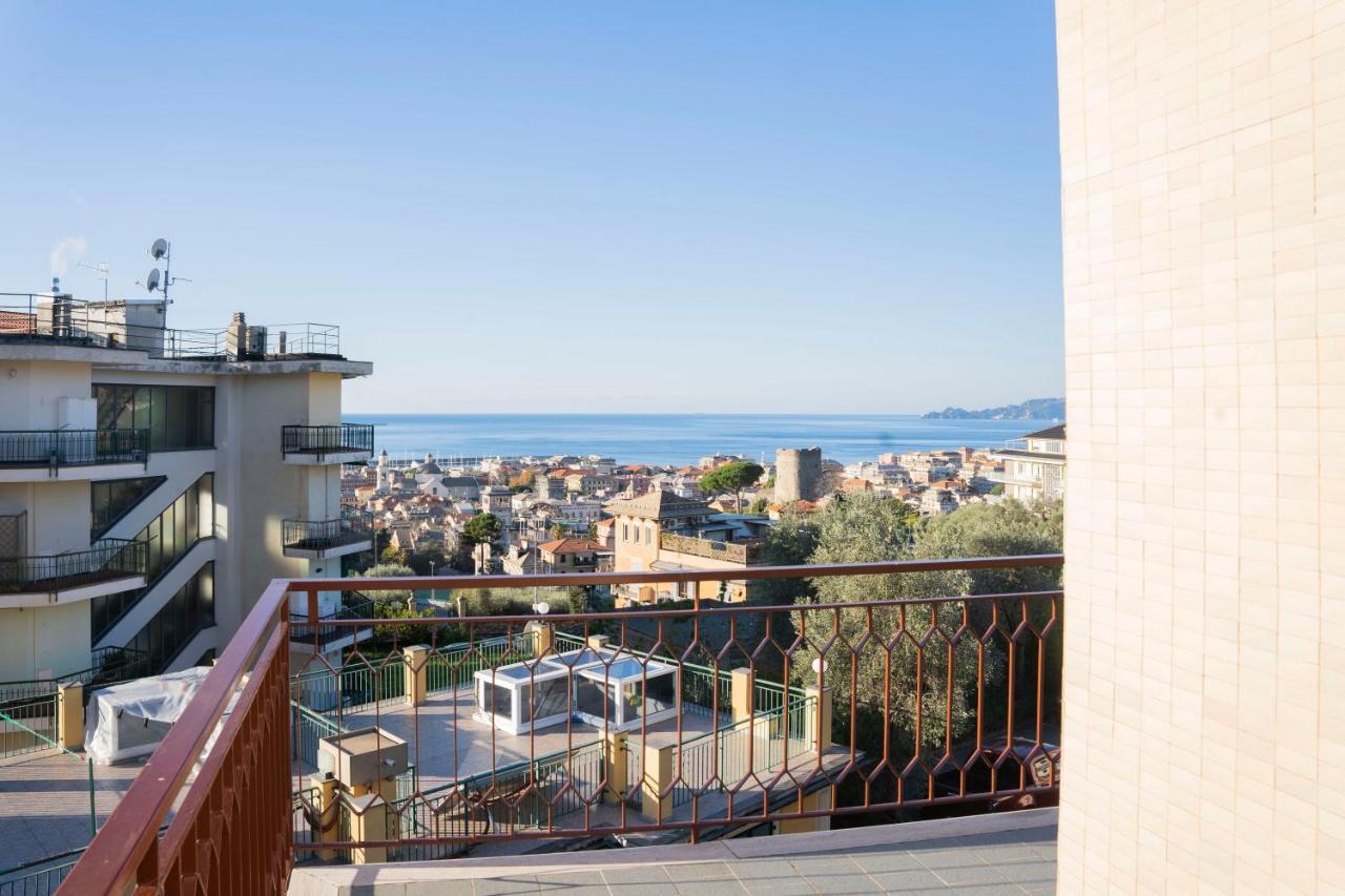 Apartamento 093 - Casa Panorama, Vista Mare E Vista Portofino, 500 Metri Centro Di Chiavari, Posto Auto Gratis Incluso Exterior foto