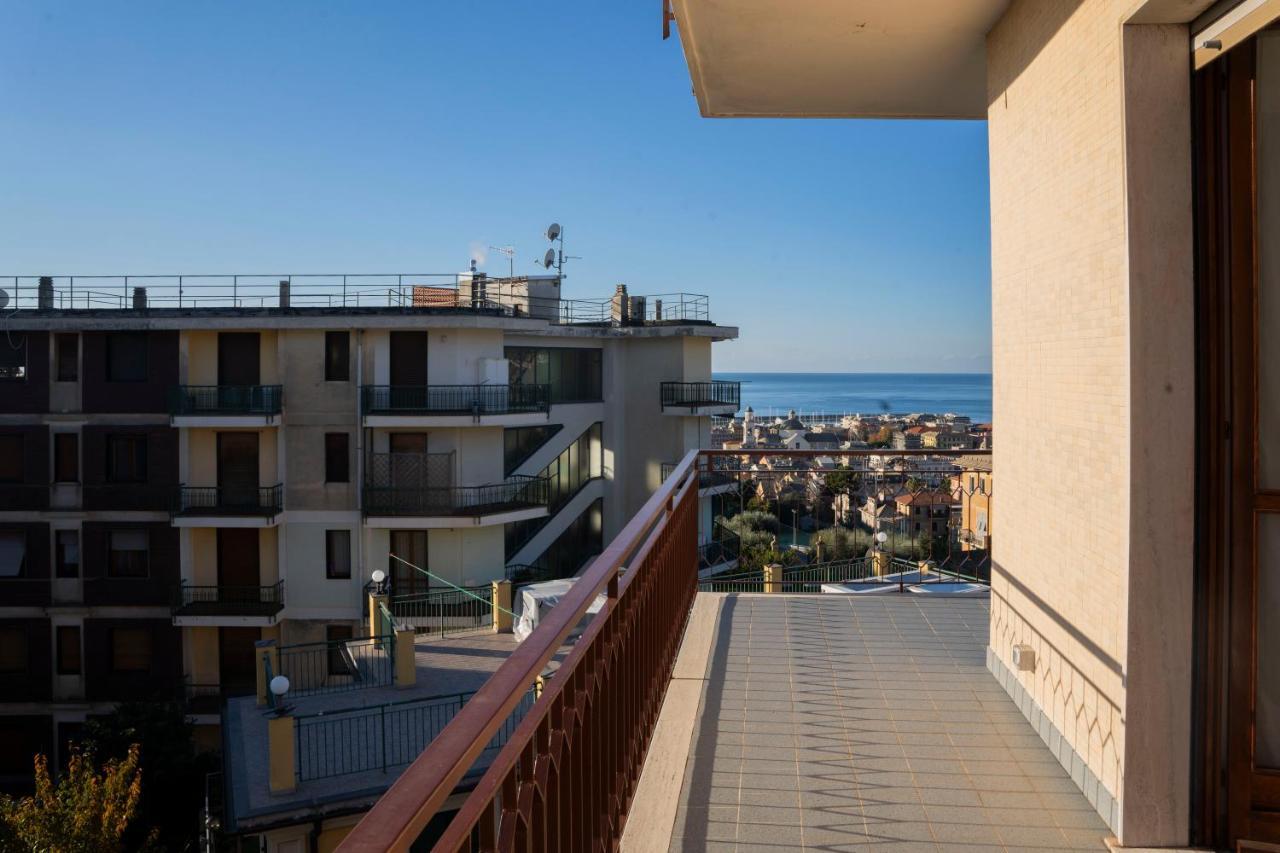Apartamento 093 - Casa Panorama, Vista Mare E Vista Portofino, 500 Metri Centro Di Chiavari, Posto Auto Gratis Incluso Exterior foto