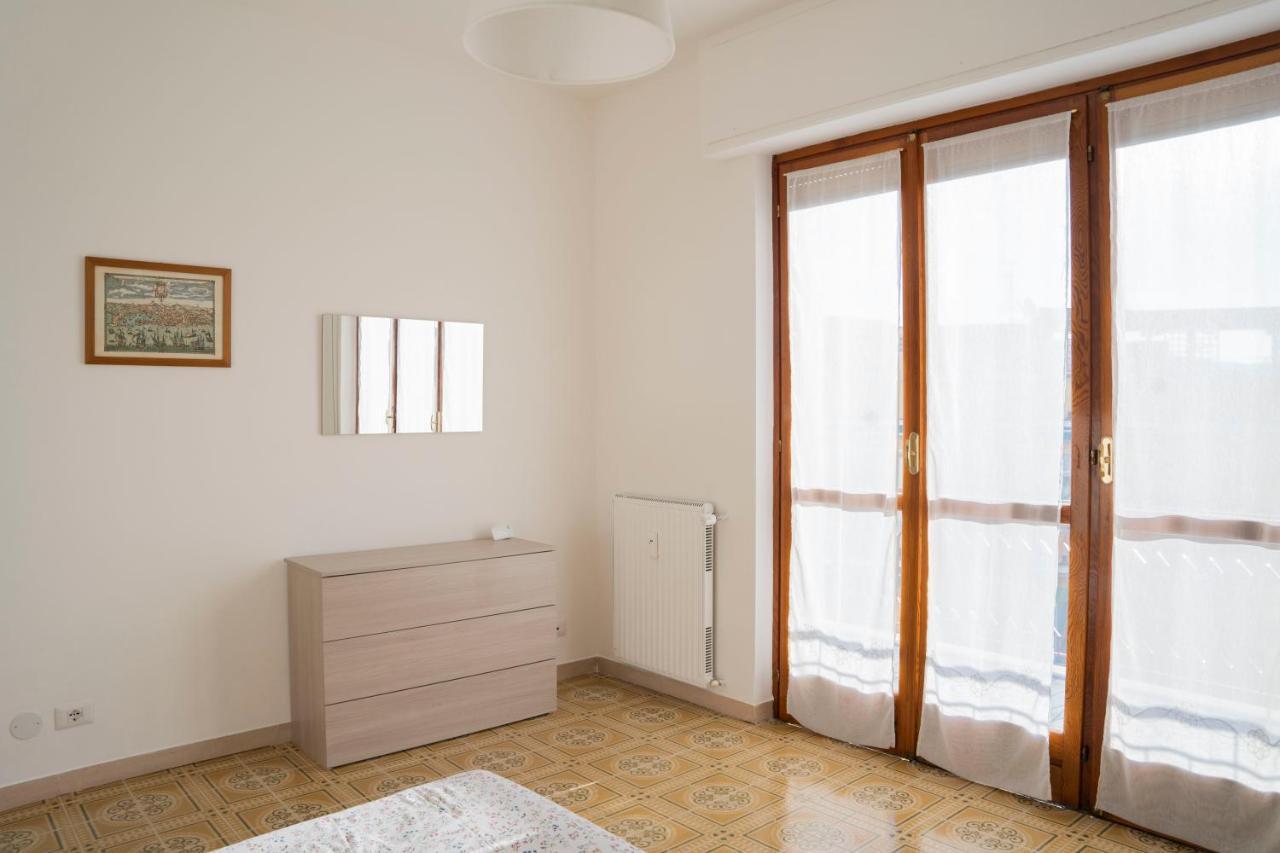 Apartamento 093 - Casa Panorama, Vista Mare E Vista Portofino, 500 Metri Centro Di Chiavari, Posto Auto Gratis Incluso Exterior foto