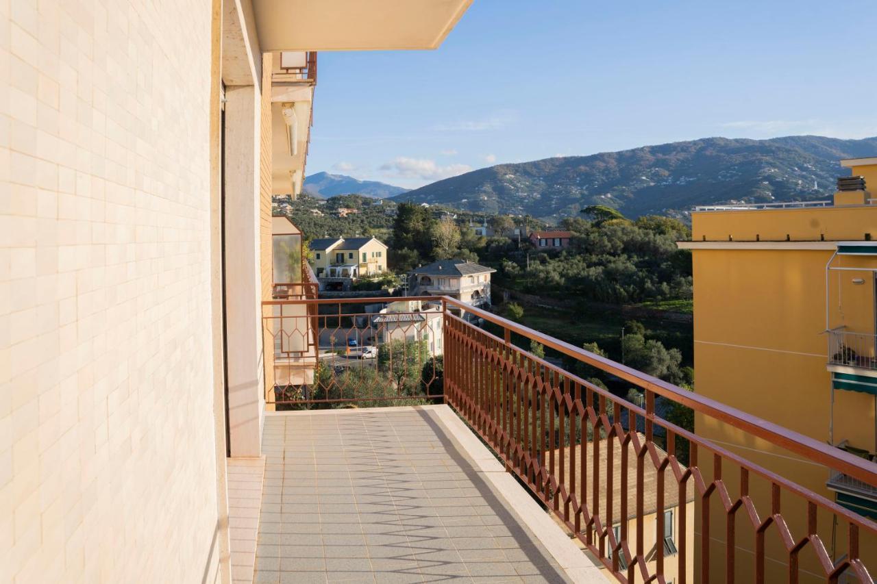 Apartamento 093 - Casa Panorama, Vista Mare E Vista Portofino, 500 Metri Centro Di Chiavari, Posto Auto Gratis Incluso Exterior foto